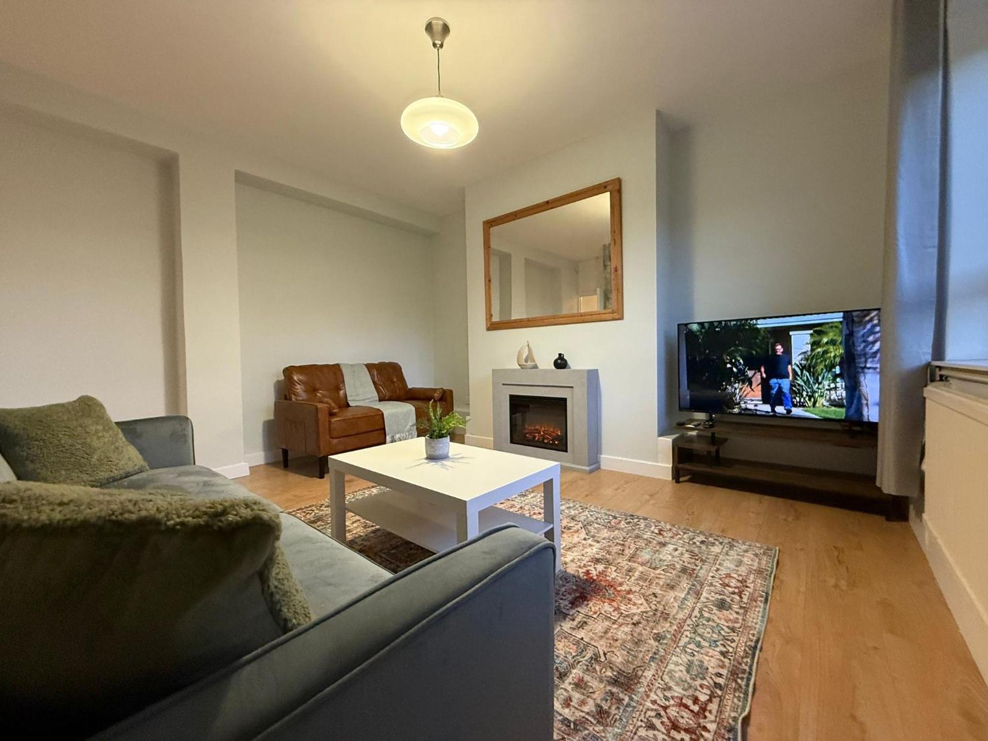 Modern 3bed Flat Near Camden And Centre *