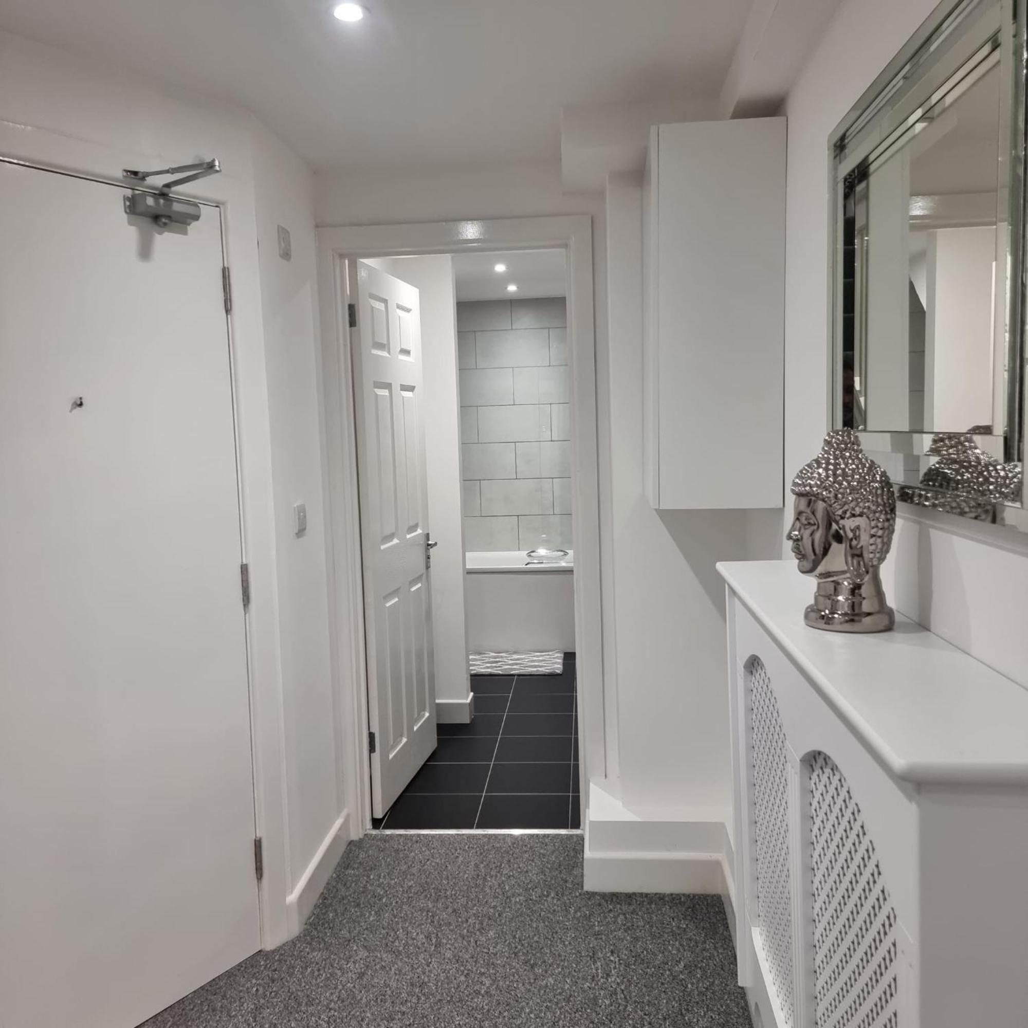 Apartment Oasis Modern 2br *