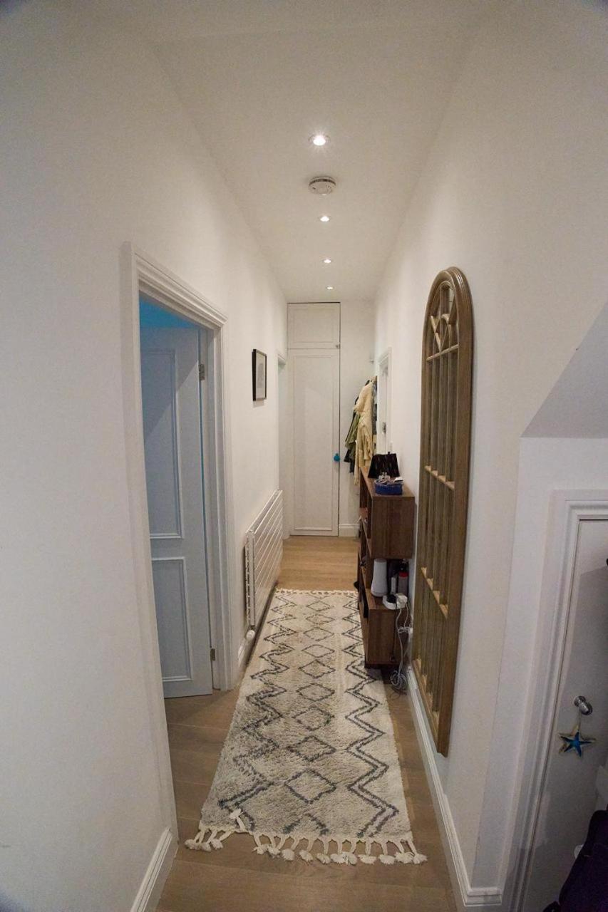 Bright Cozy Garden Retreat W Fast Wifi & 5min To Tube Subway Metro & Close To Park & Street Parking P4p Apartment London