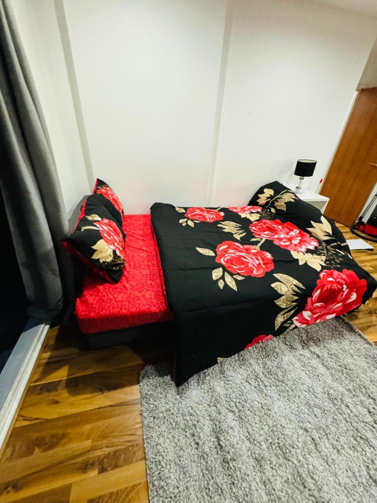 Kings Cross Nest 3 Bedroom Apartment London
