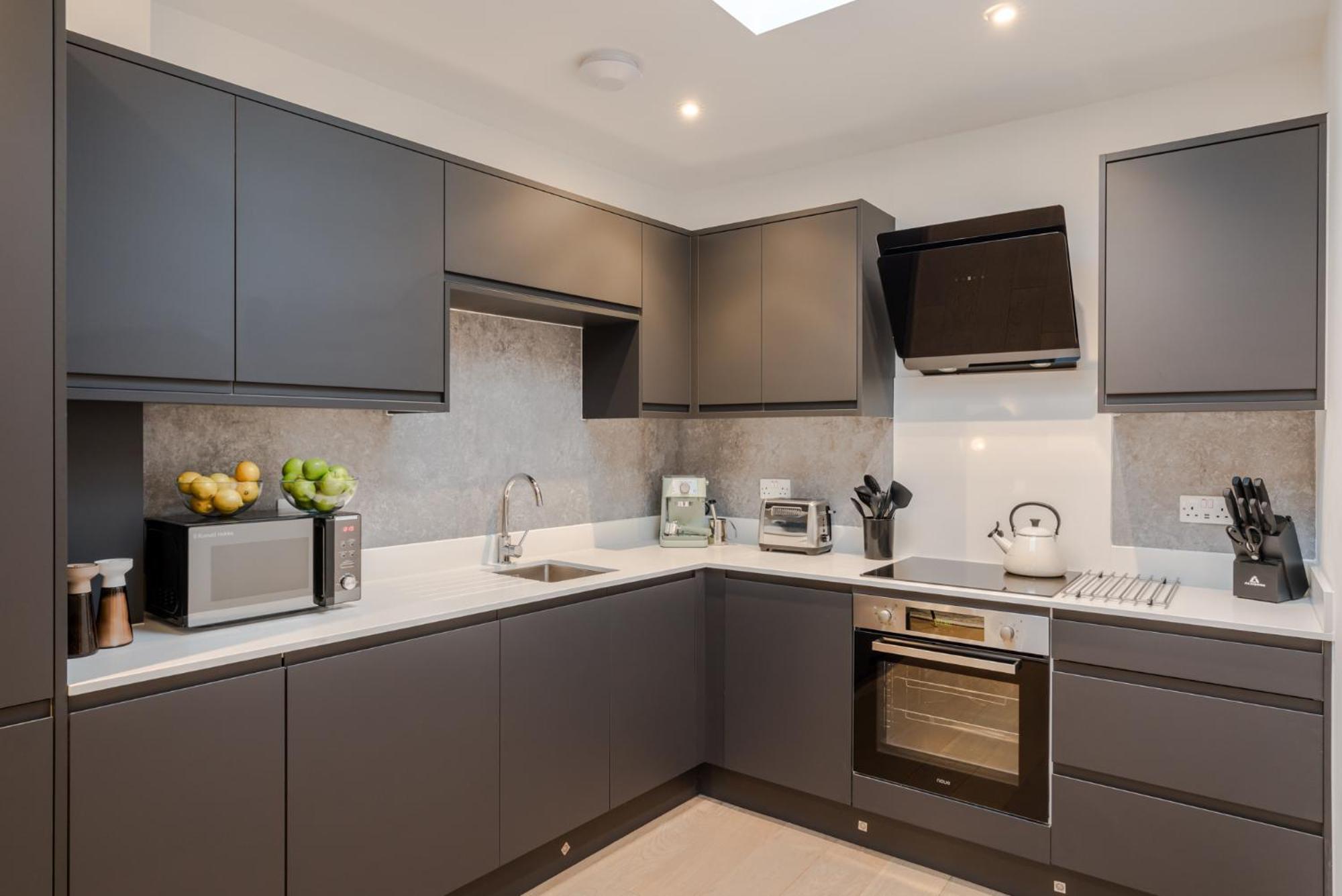 Cityscape Penthouse Ladywell Apartment *