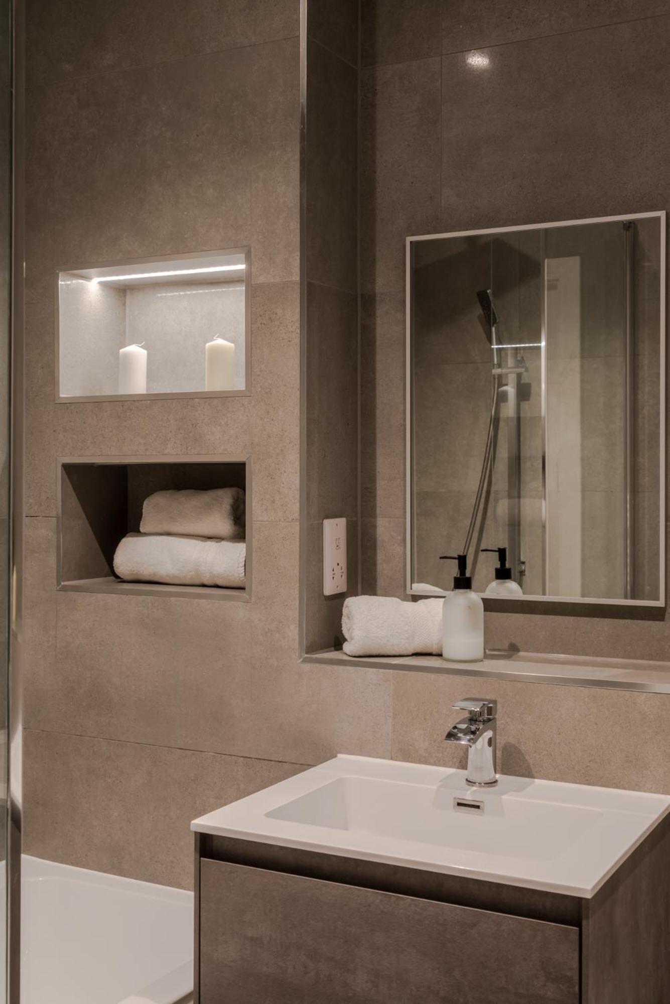 Cityscape Penthouse Ladywell London