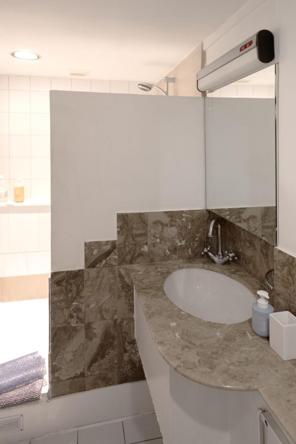 Apartment Holly Lodge Coach House By Interhome *