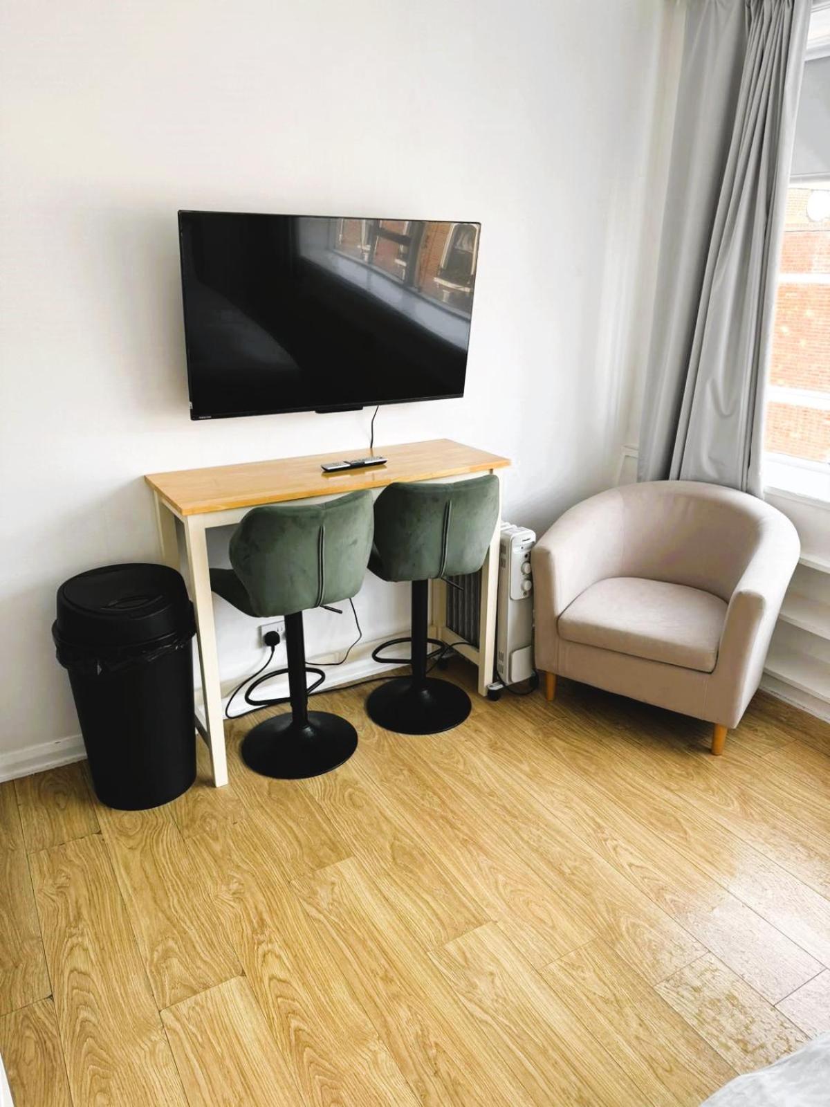 Modern Flat. London. Zone 1. Apartment *