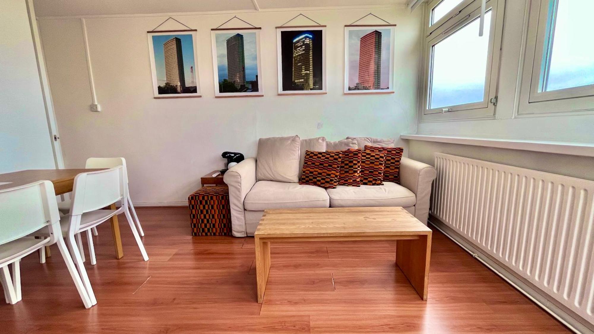 Apartment Bright 2-bedroom In Soho High-rise With Skyline Views London