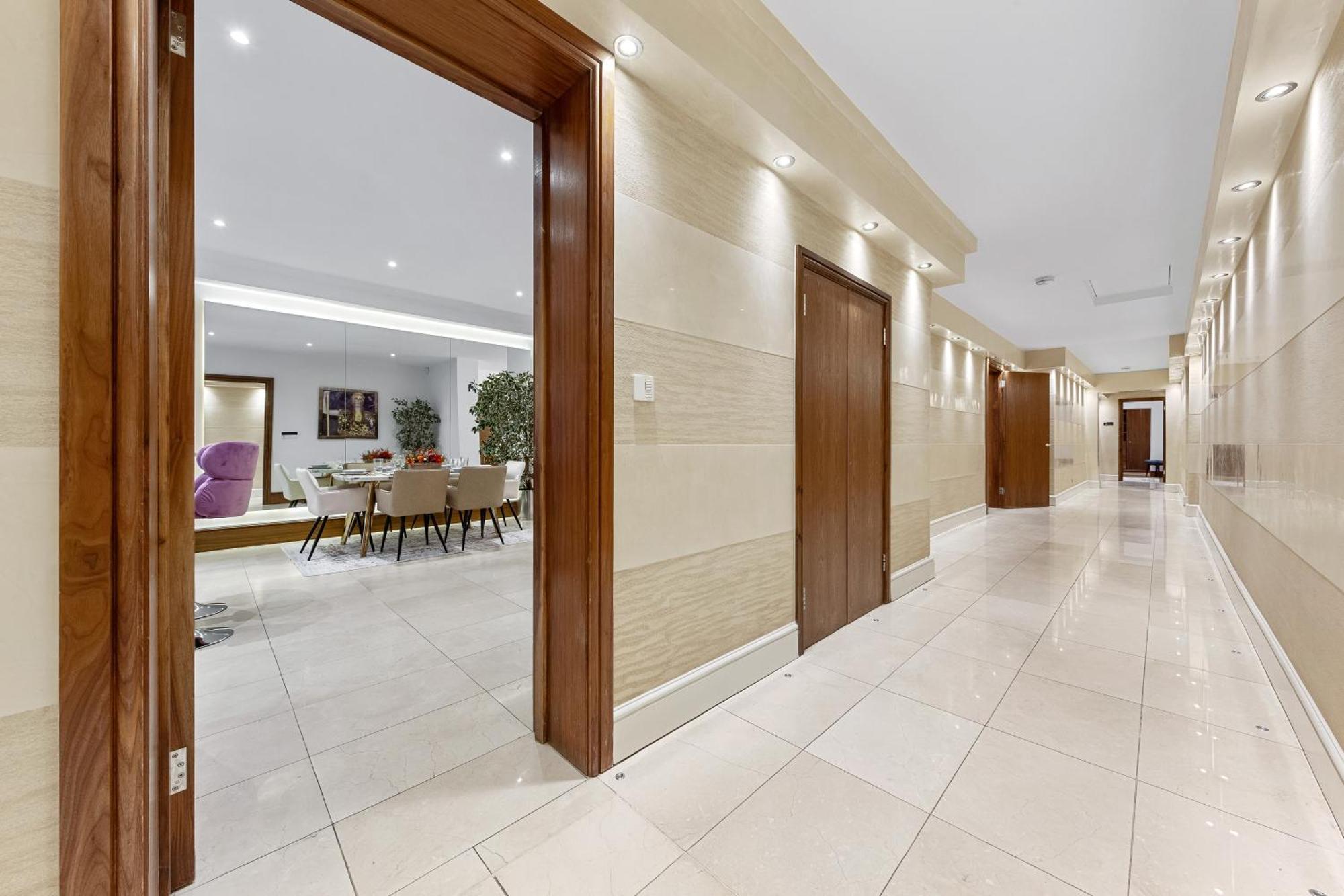 250 Sqm Mega Mansion * Londres