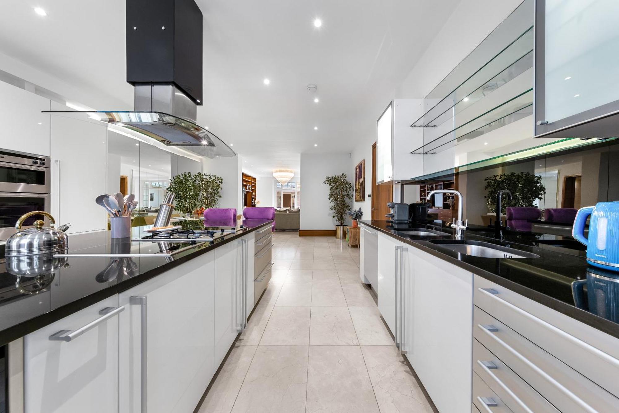 Apartamento 250 Sqm Mega Mansion