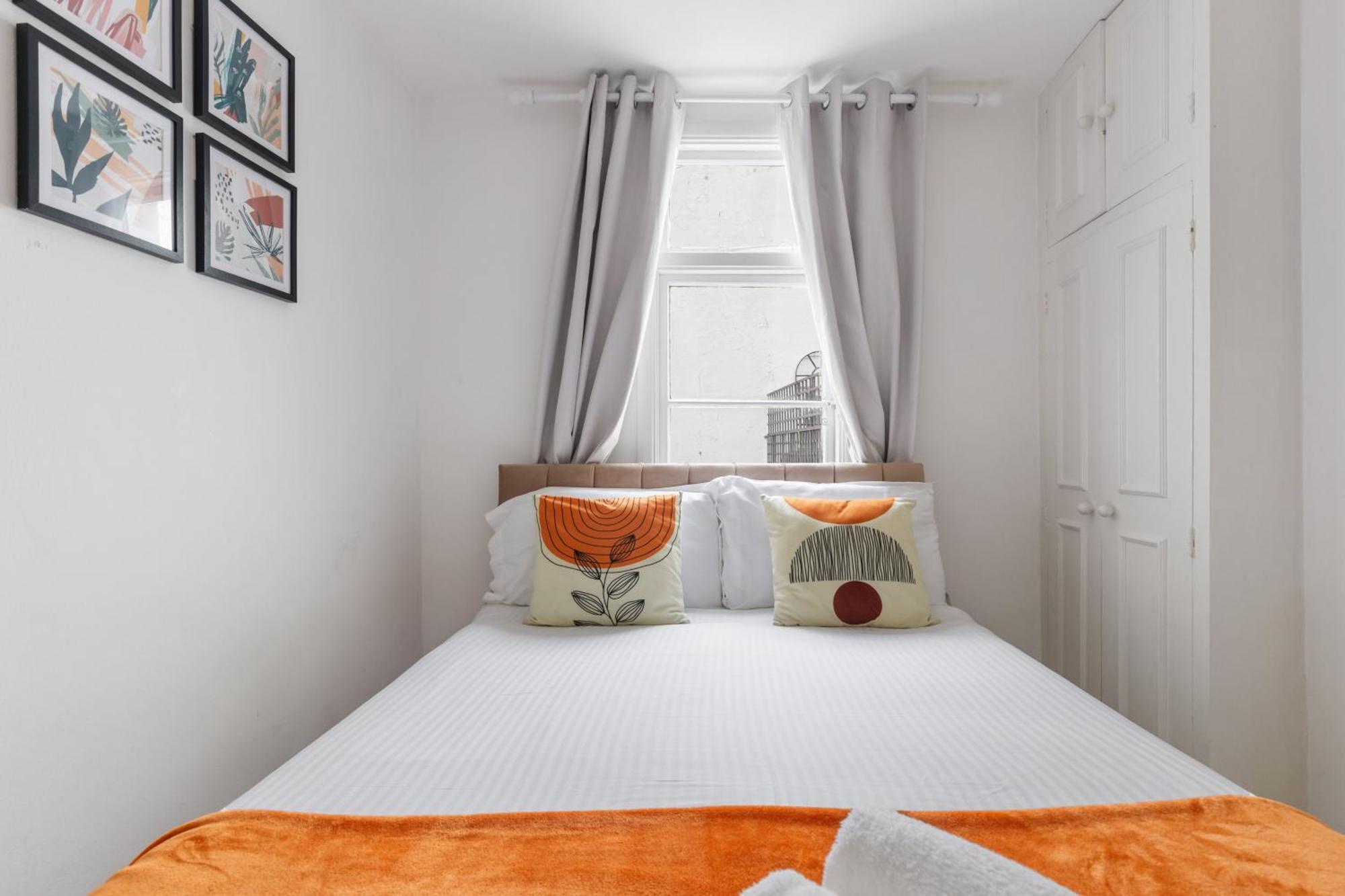 Kensington Two Bedroom House Apartment