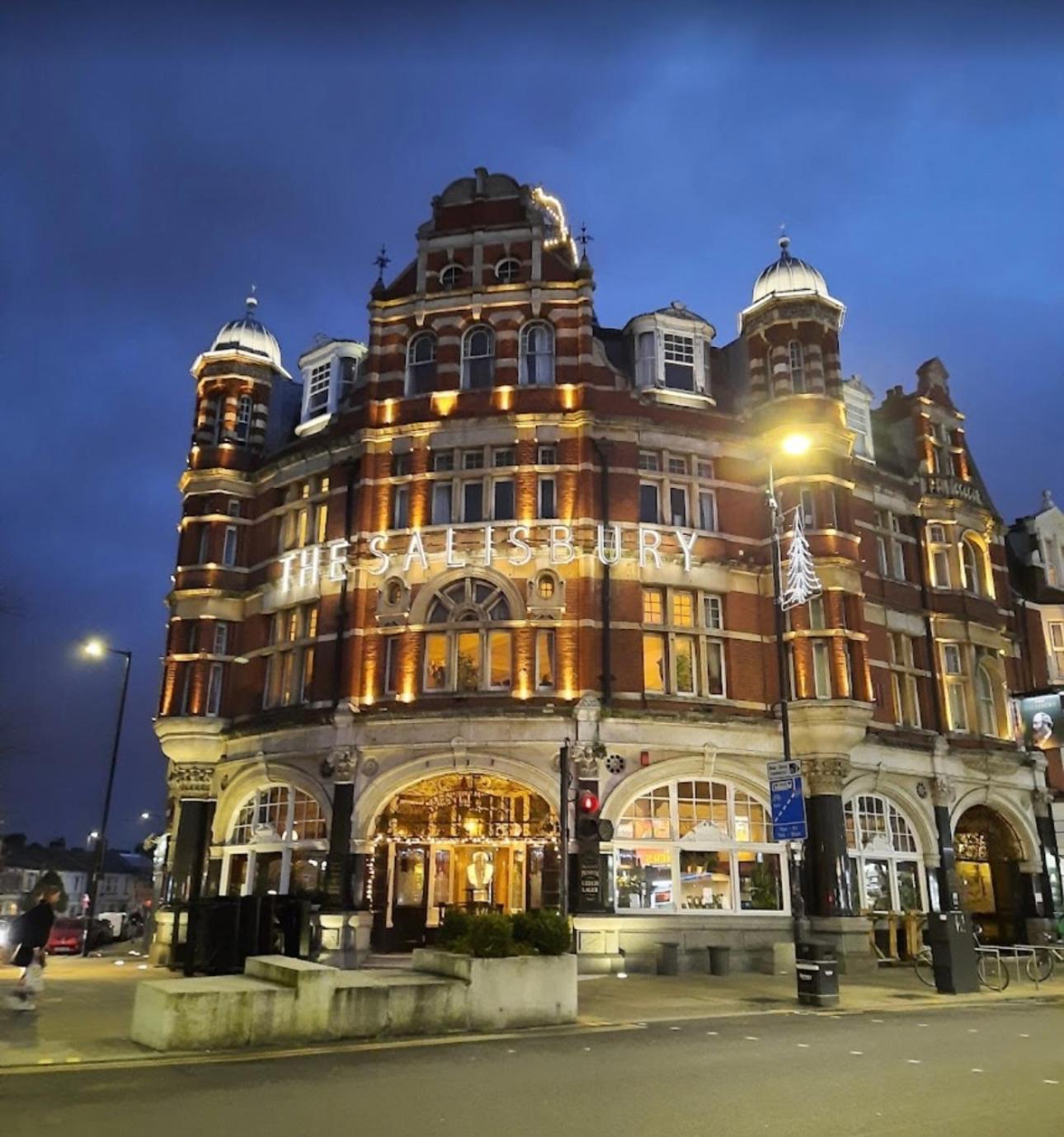 Hospedagem domiciliar Delux Near Centre Londres