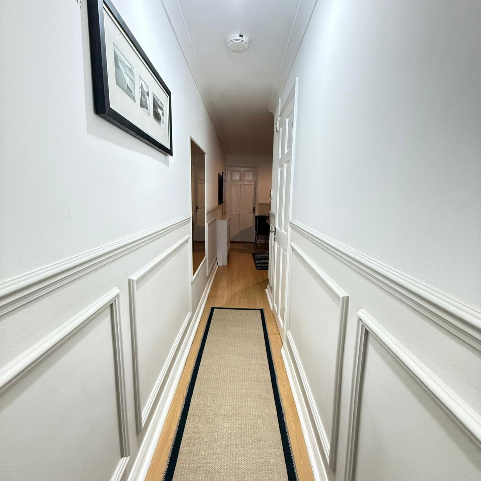 Walthamstow Apartment *