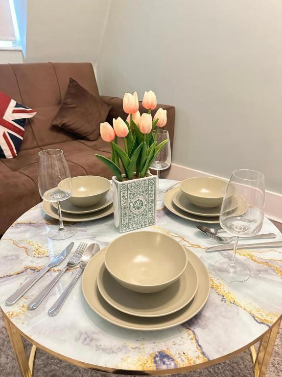 Beautiful Family Near Eye Apartment London