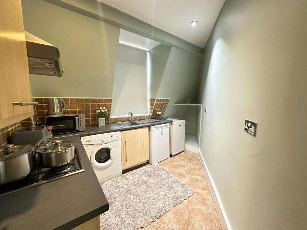 Apartment Beautiful Family Near Eye London