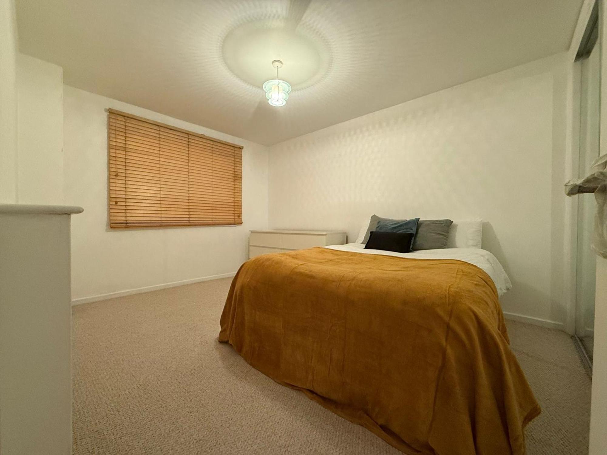 Apartment 3bed Only 3 Stops To Centre London