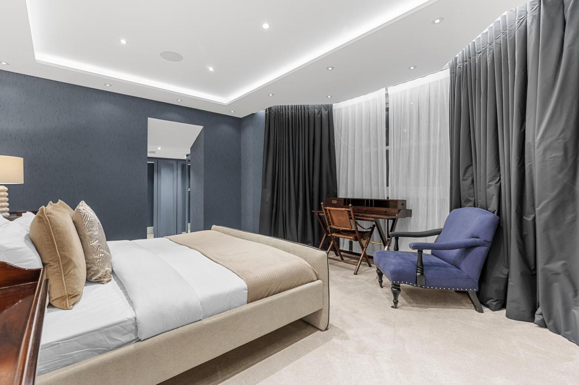 Apartment Duplex In Prime London