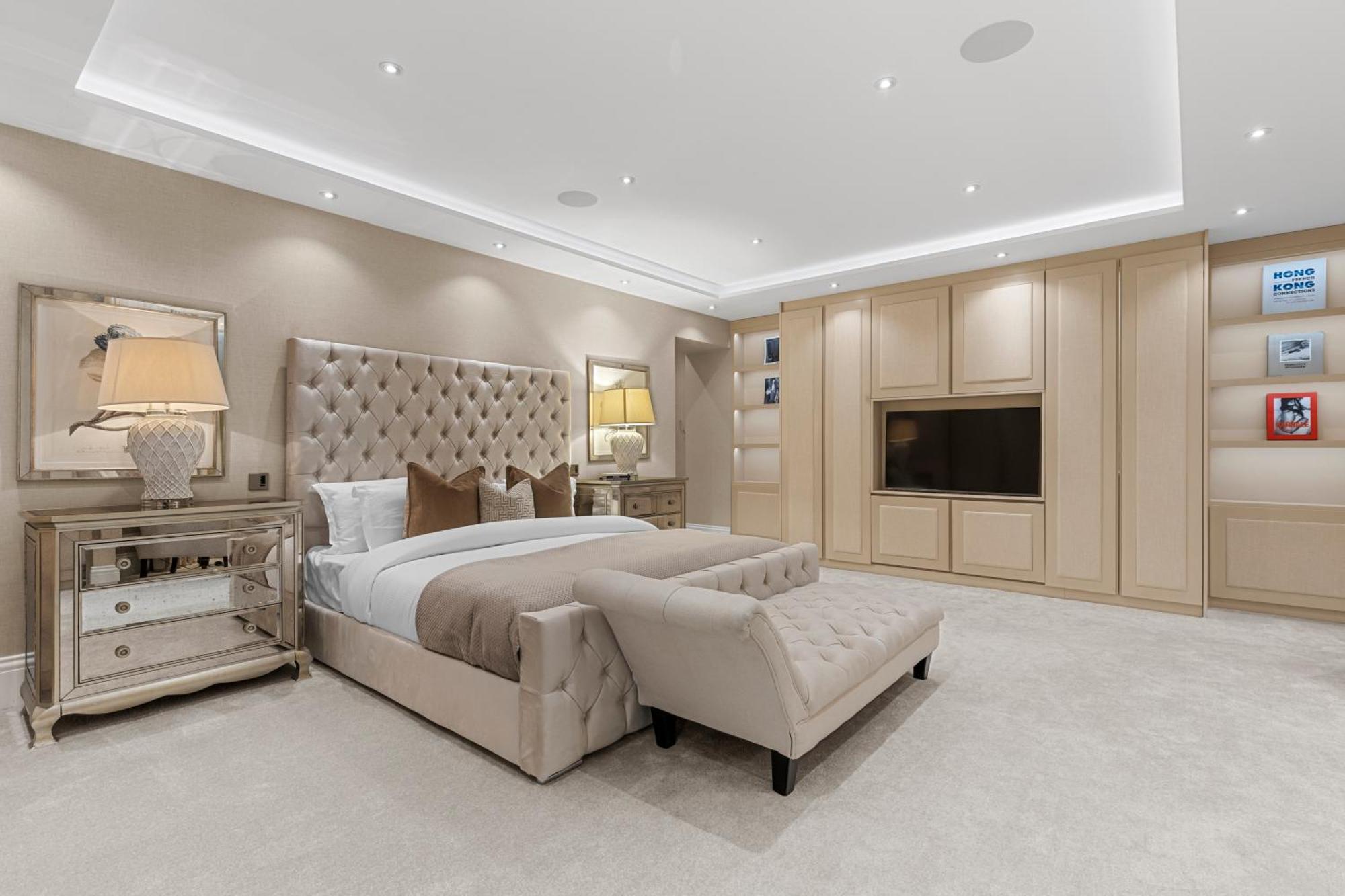 Apartment Duplex In Prime London