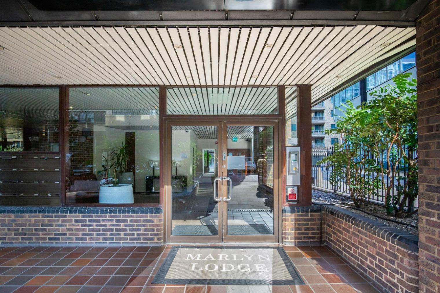 Blueground City Of Concierge Nr Station Lon-398 Apartment *