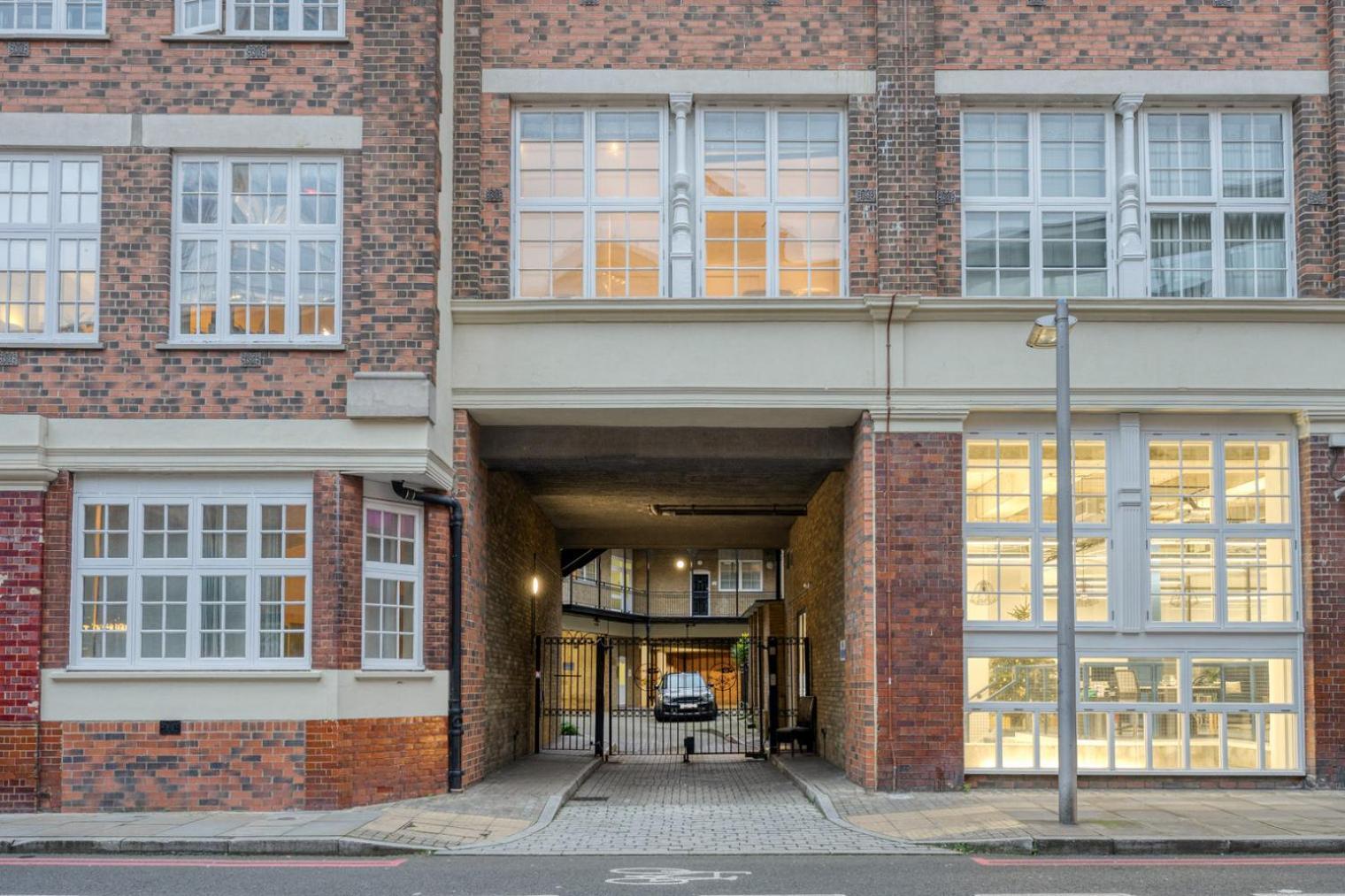 Blueground Bridge 3 Min To Station Lon-113 Apartment London