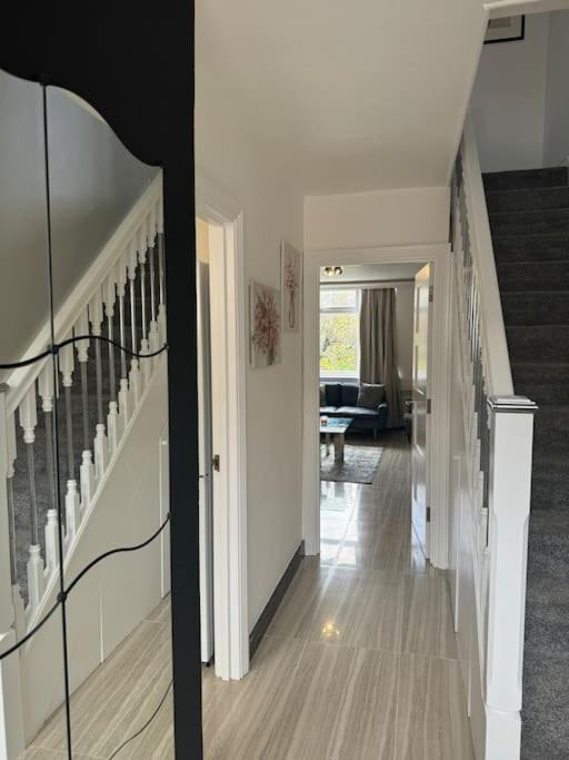 Stylish 2-bedroom Duplex Sleeps 6 Apartment
