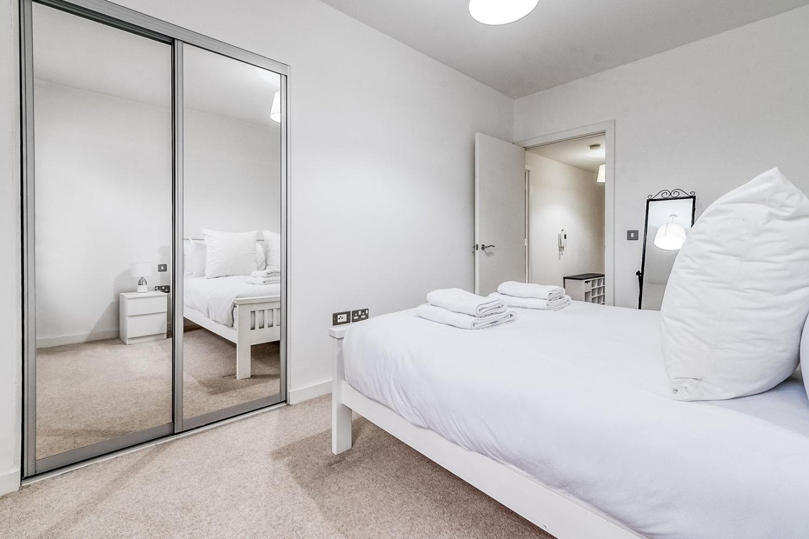Canning Town Pied-a-terre London