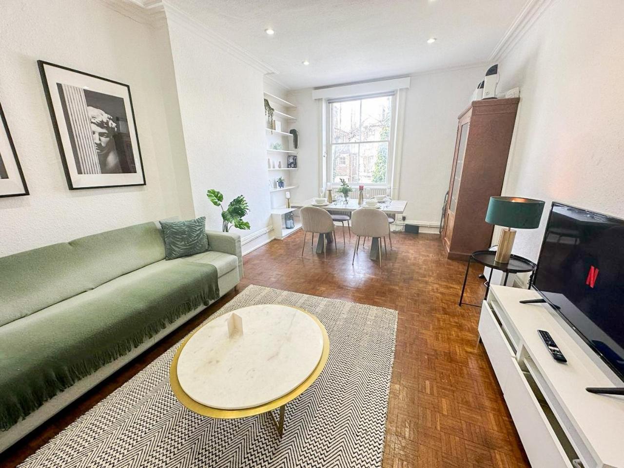 Luxurious Premium Homes In Camden Town Apartment