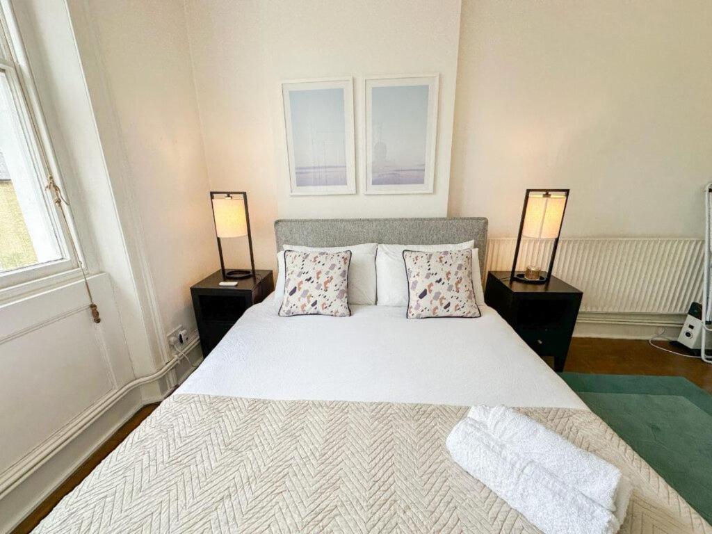 Luxurious Premium Homes In Camden Town Apartment *