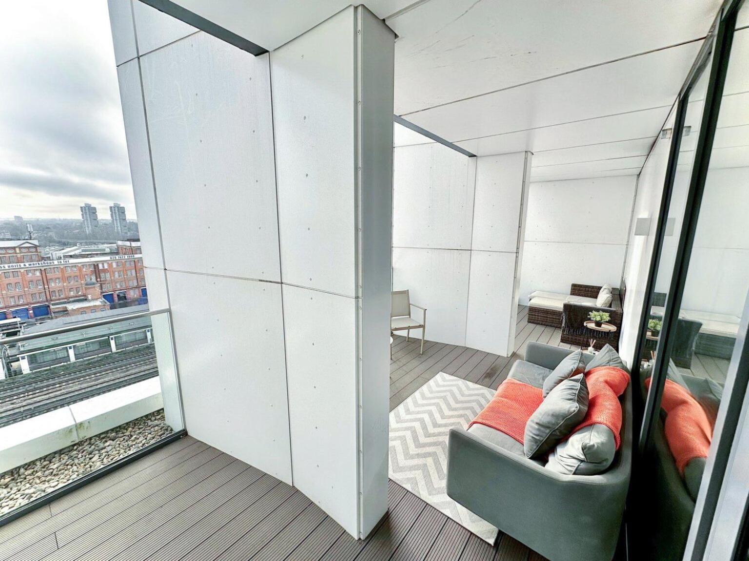 Luxurious Premium Homes In Camden Town Apartment *