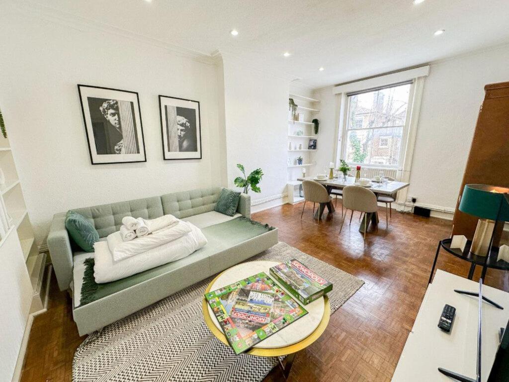 Luxurious Premium Homes In Camden Town Apartment