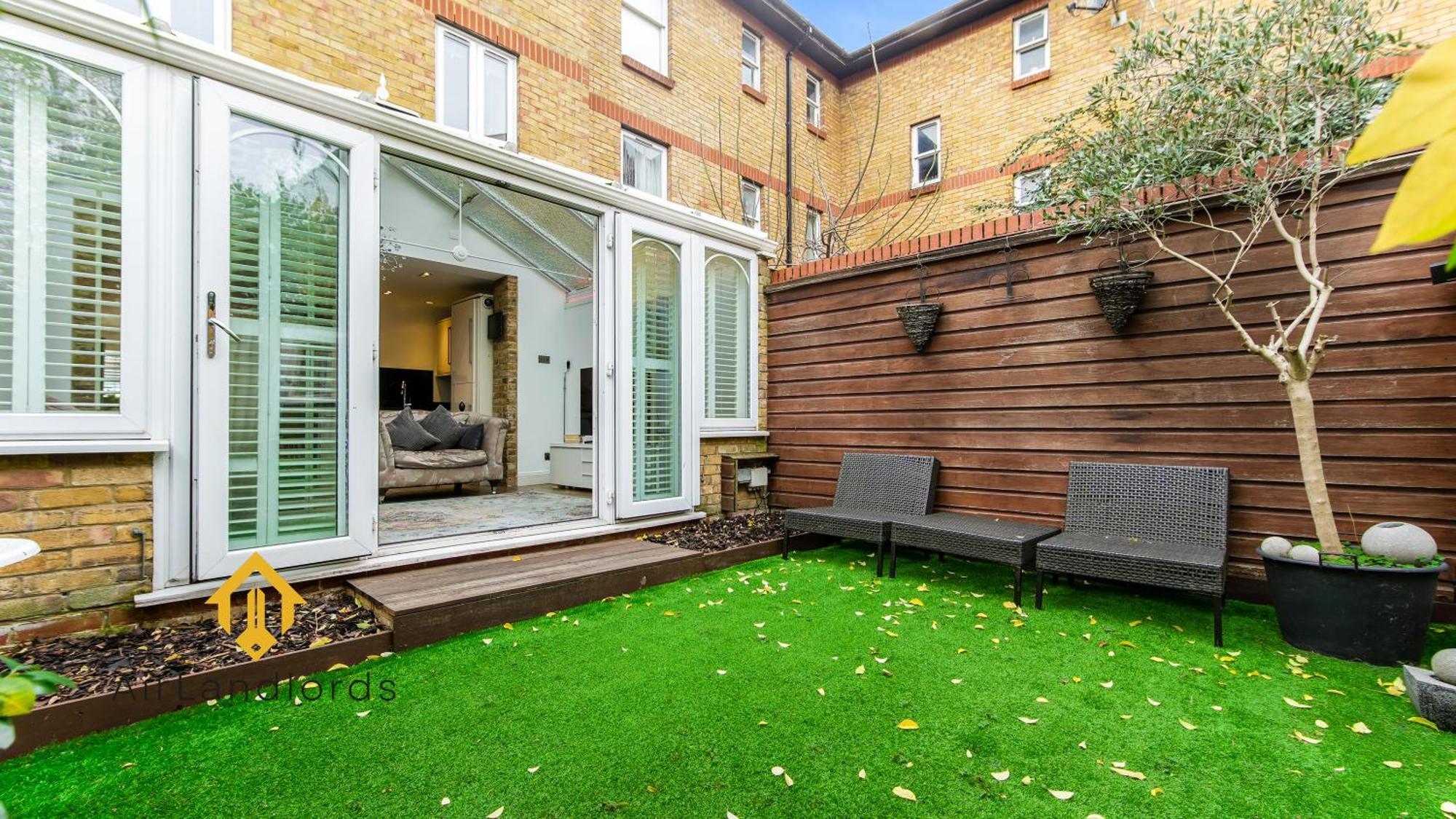 Exclusive 4 Bedroom House In The Heart Of Hackney! *