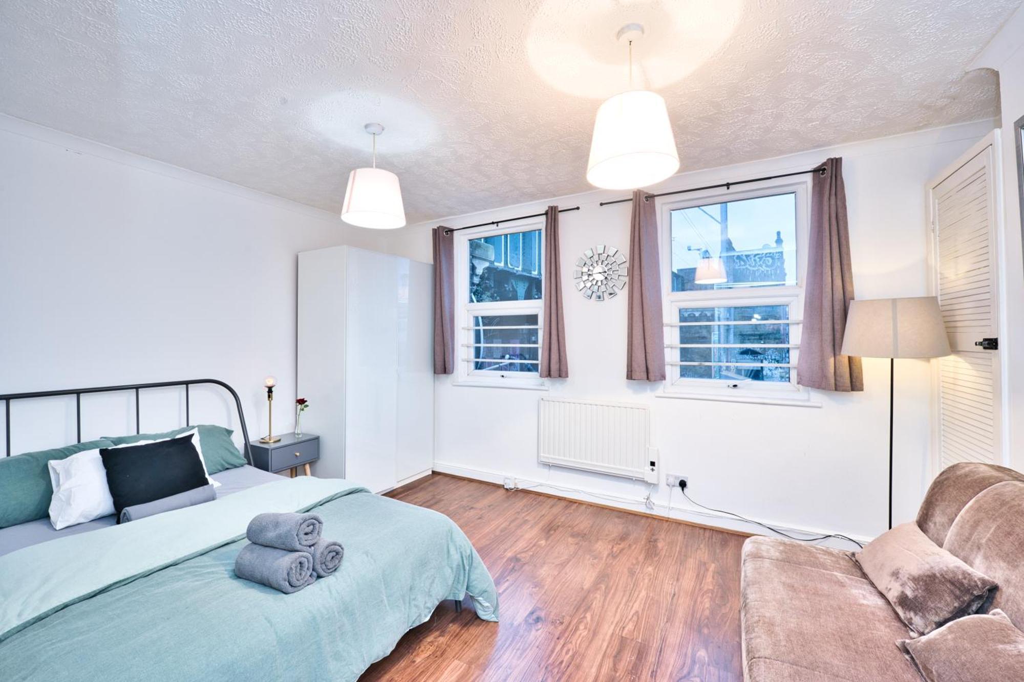 Hackney Road Apartment London