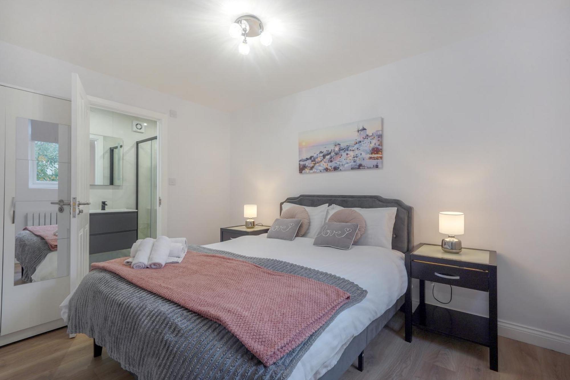 Apartment Hububb Seven Sisters London
