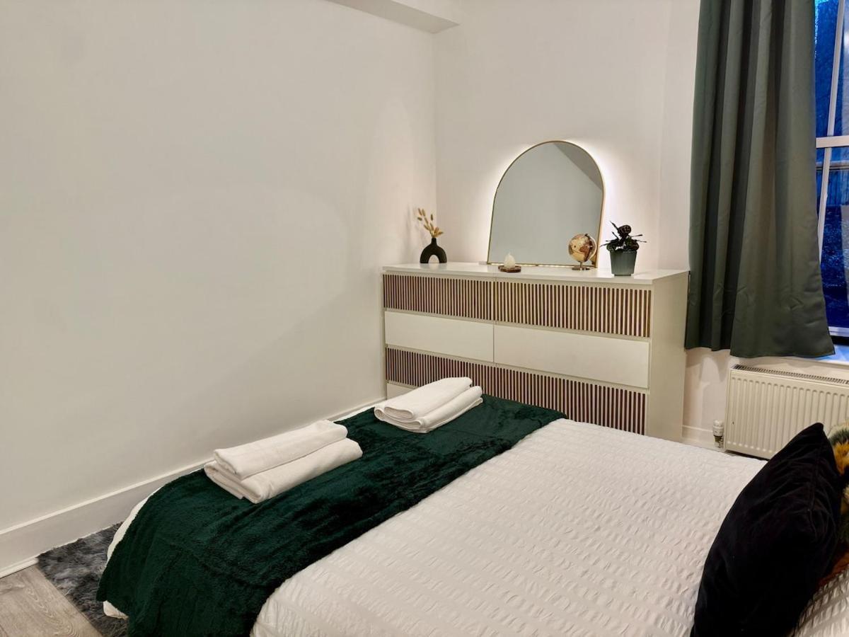 Escape In Style Flat With Everything Need * London
