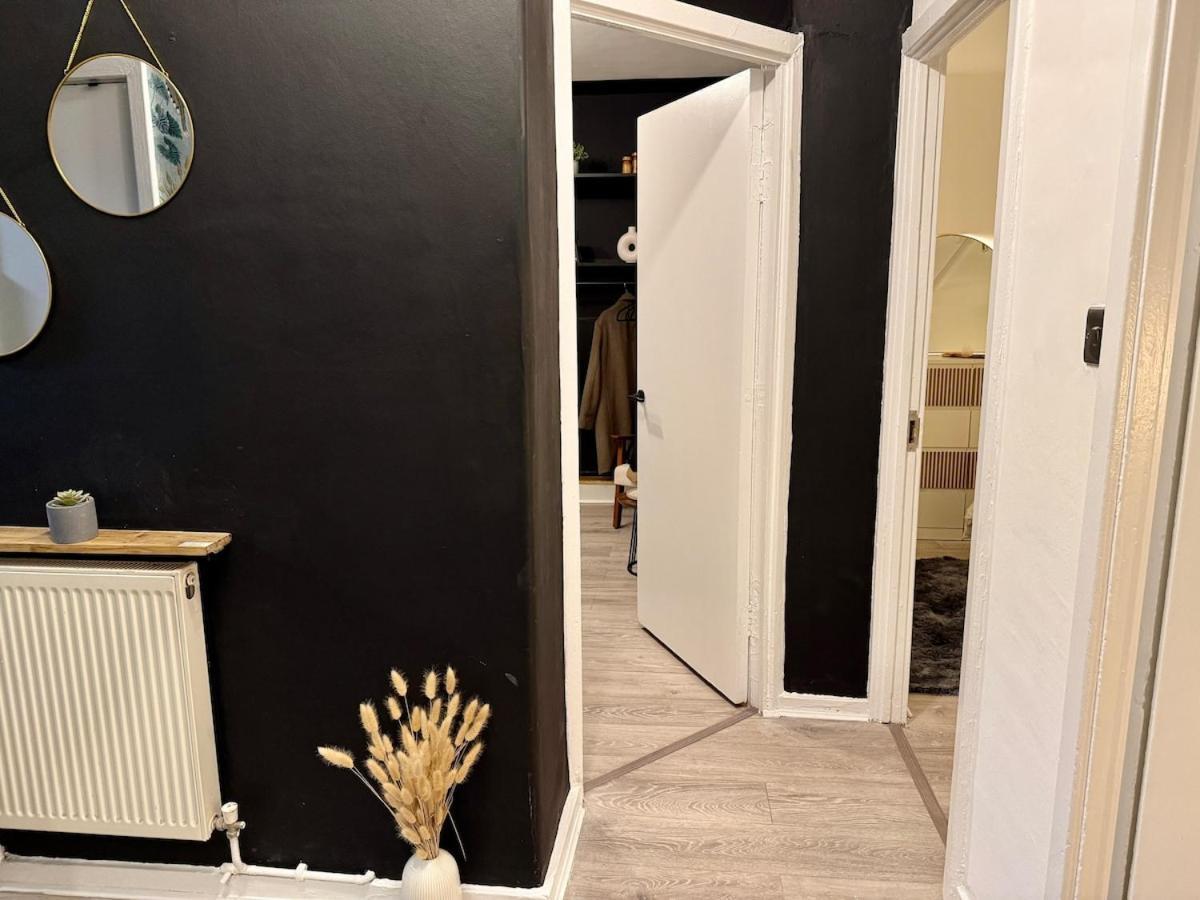 Escape In Style Flat With Everything Need