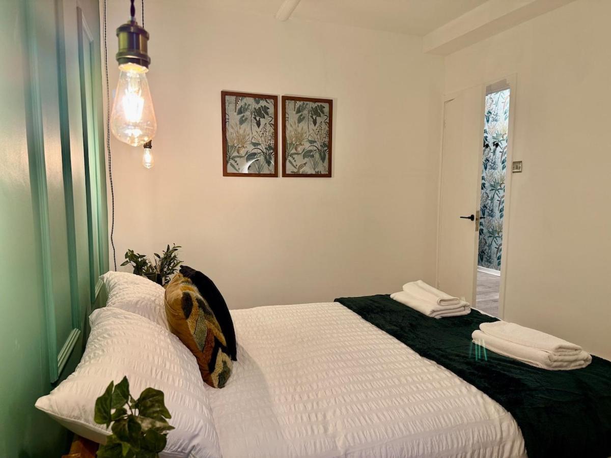 Escape In Style Flat With Everything Need