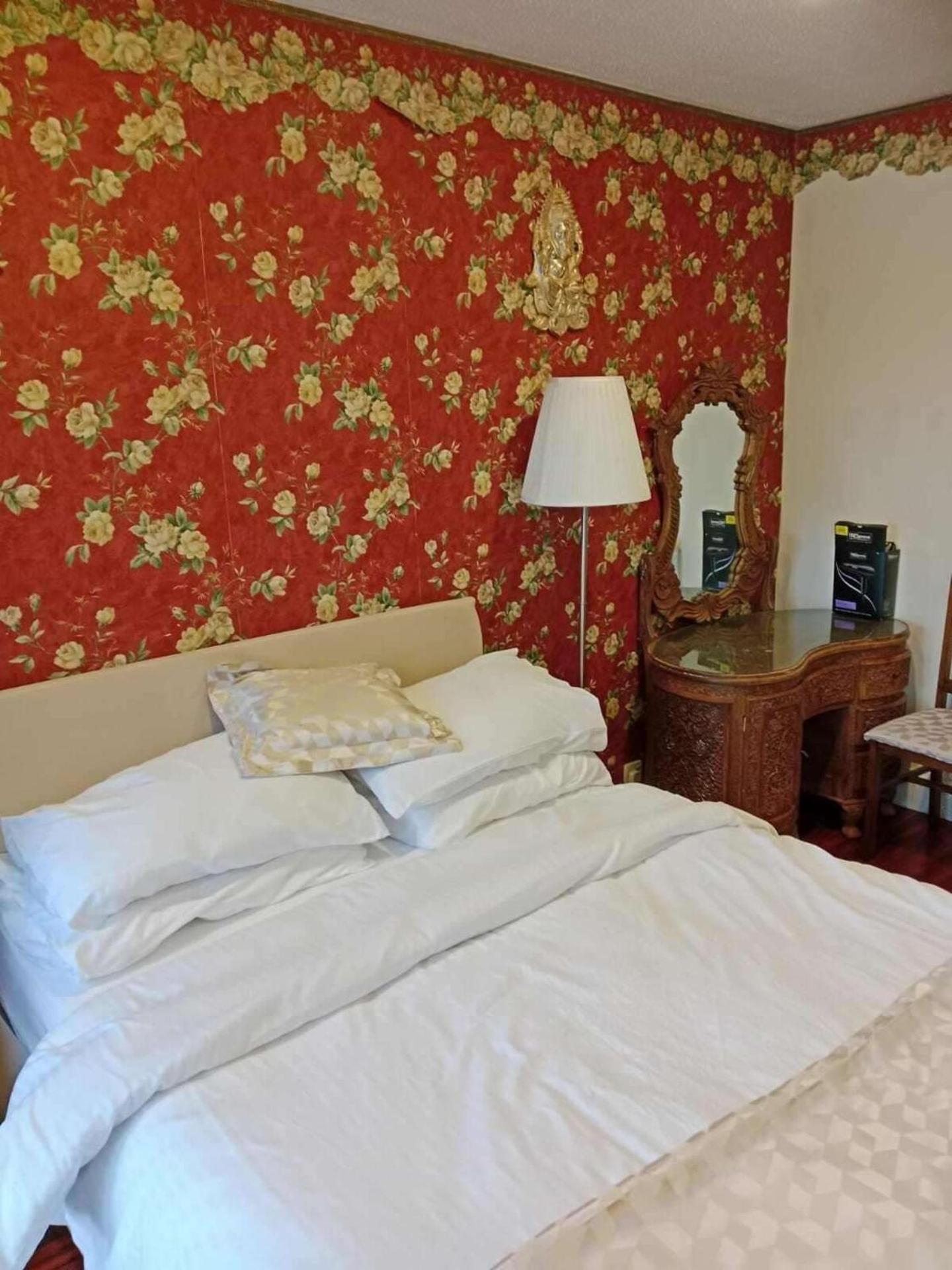 Luxury Waterfront House In Holiday home *