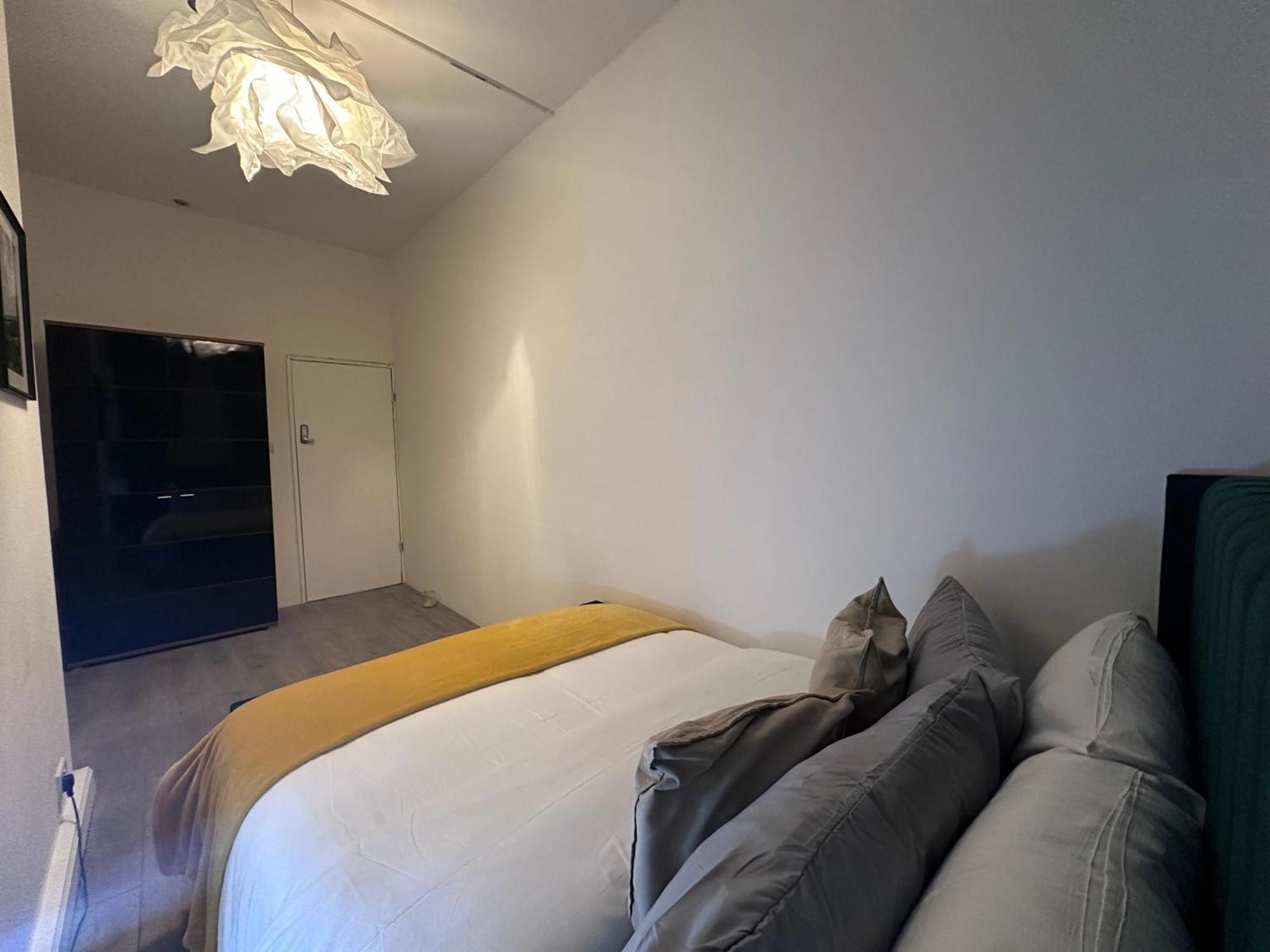 Apartment Shad