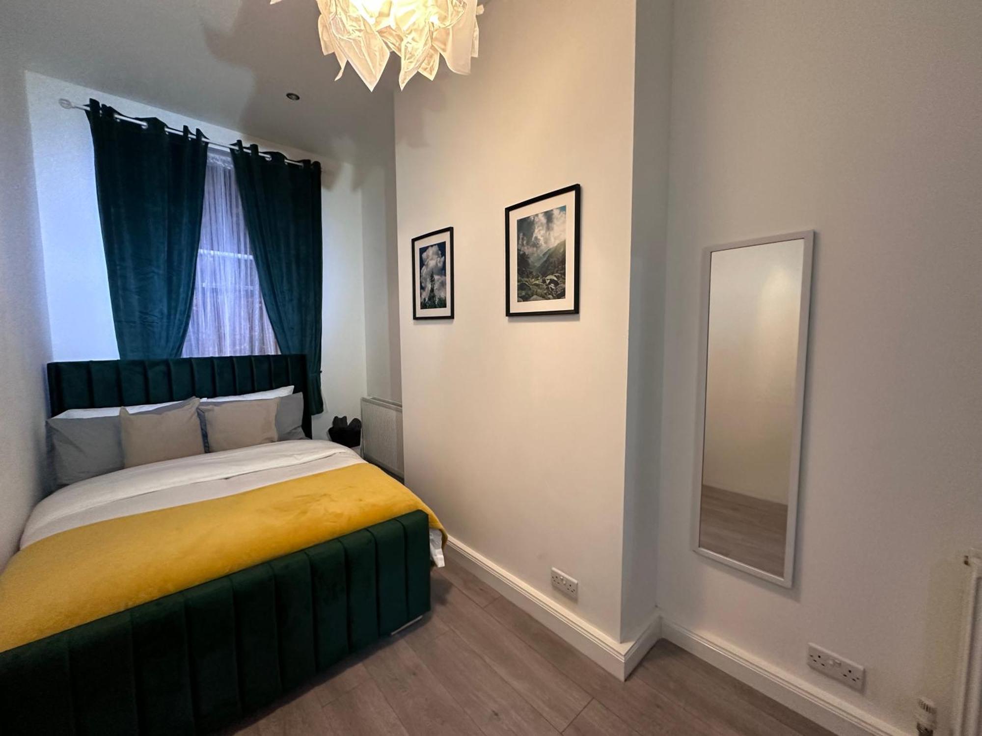 Shad Apartment London