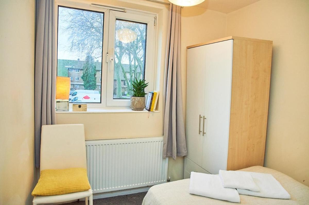 Holiday home Marvelous House Min To Stratford *