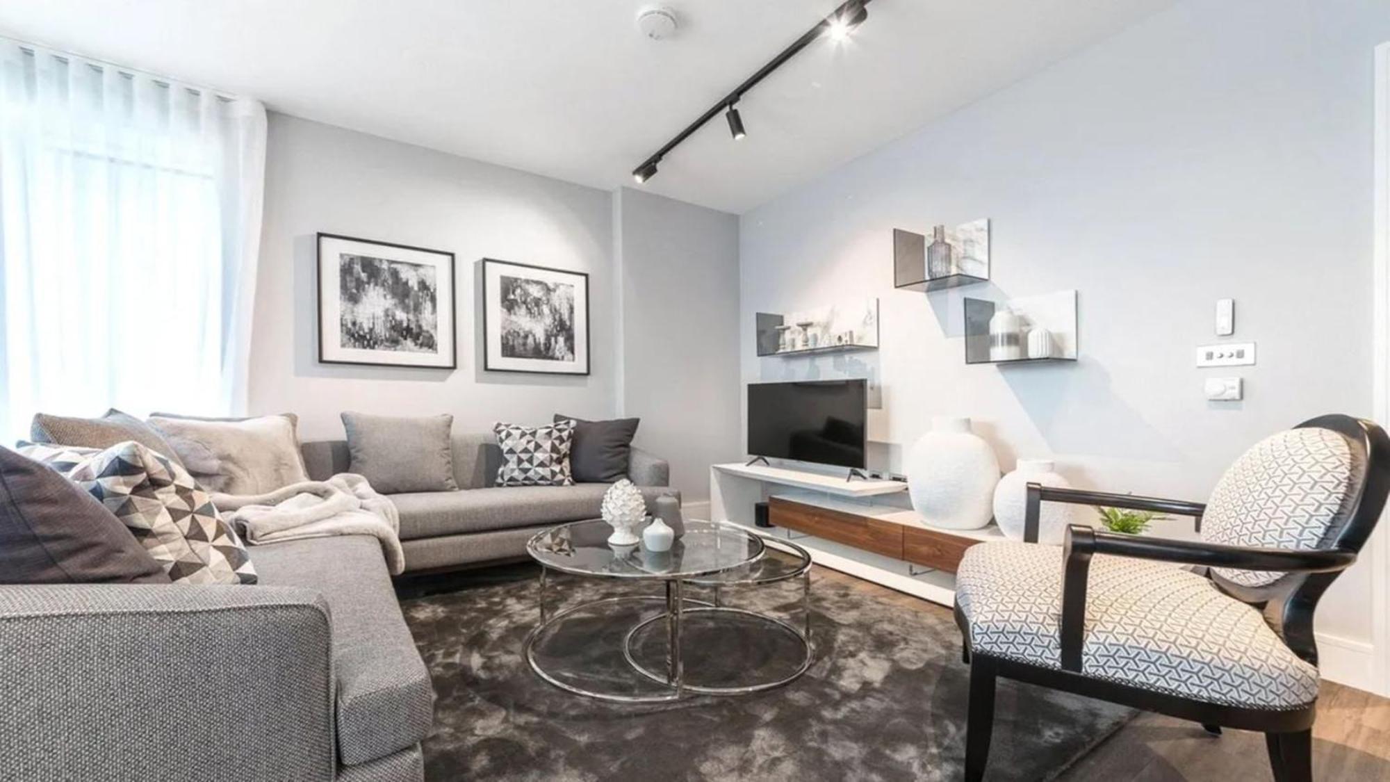 Modern Furnished And Comfortable Flat Apartment