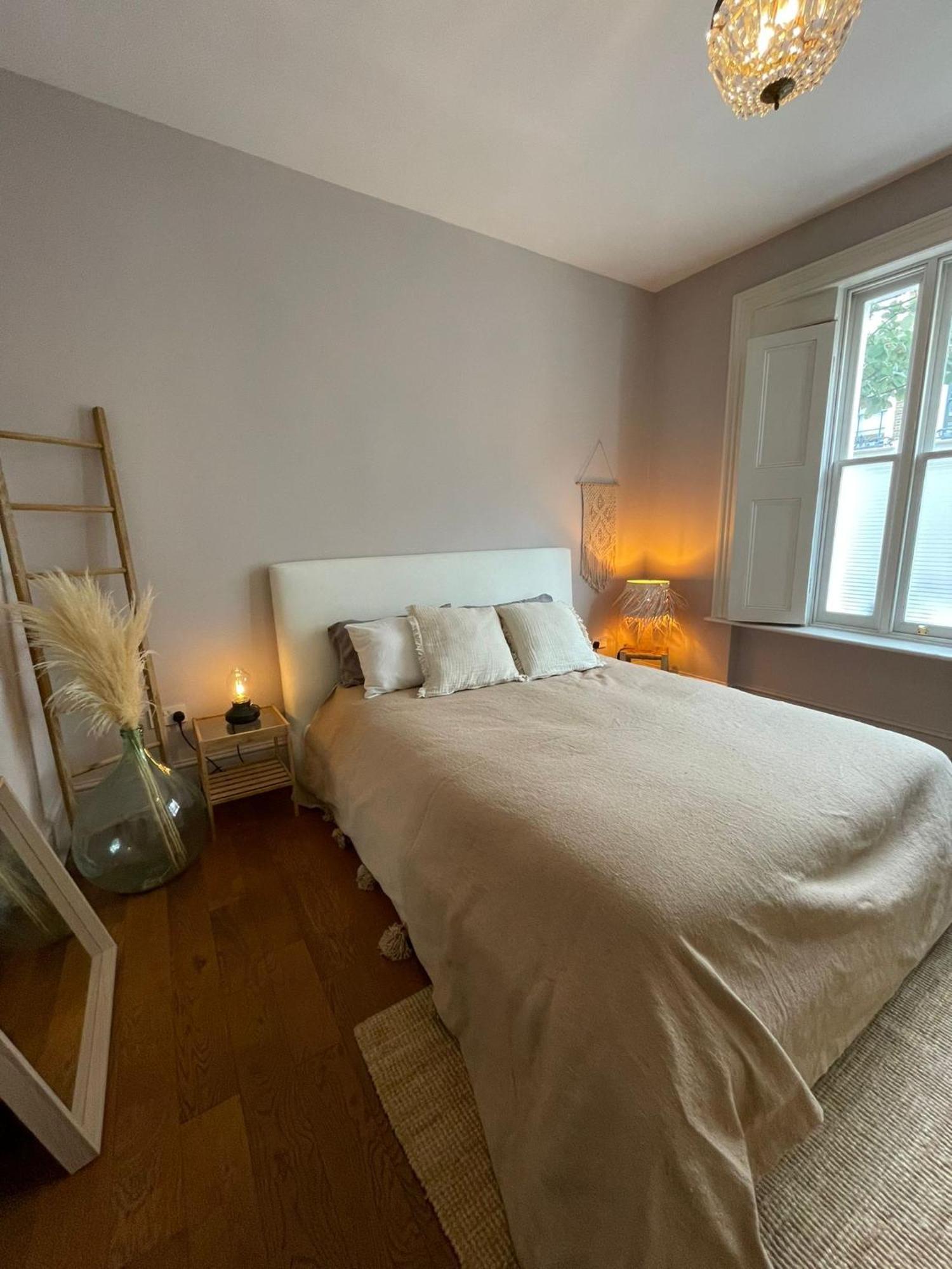 New! Luxury 1 Bed Garden Camden Town Apartment London