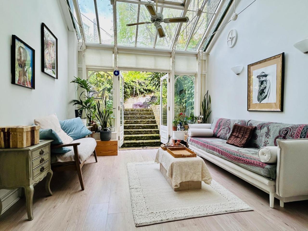 Kensington Secret Gem London