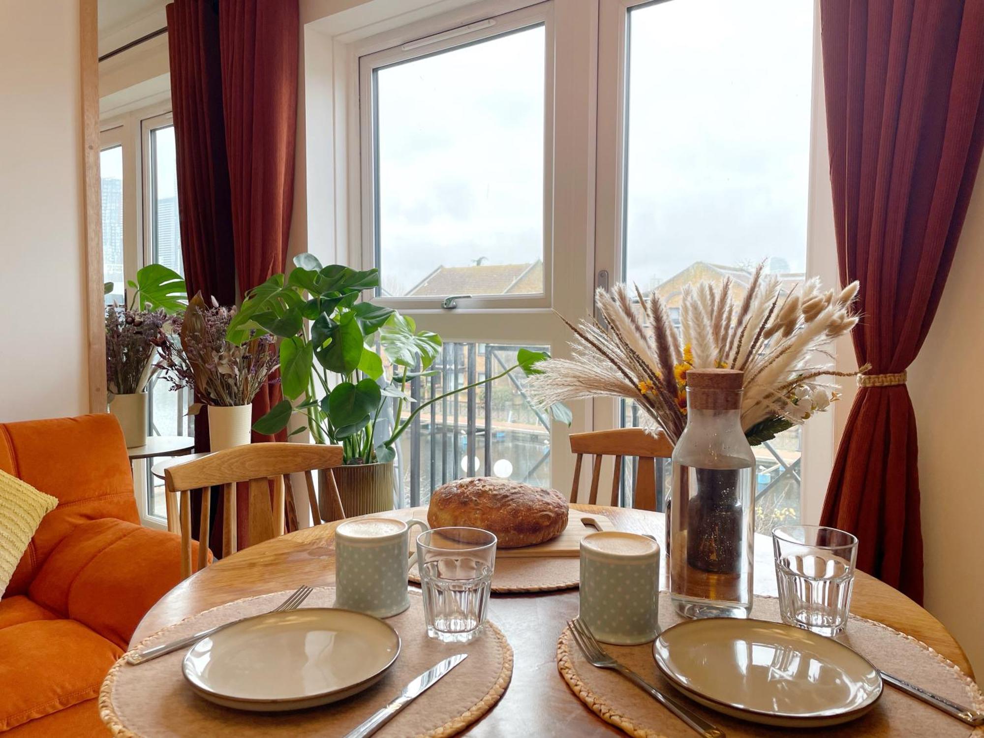 Homestay Canary Wharf Waterside Flat *