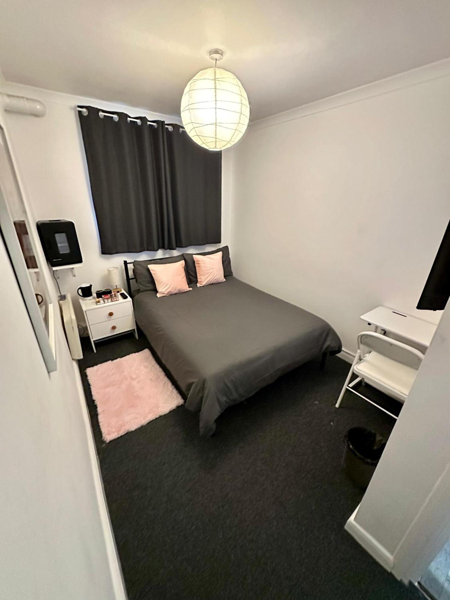 Guest house 326 Your 2nd London