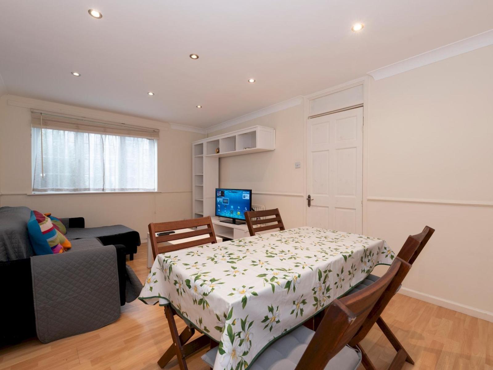 Casa de férias Pass The Keys Spacious 3-bed Woolwich O2 Crossrail *