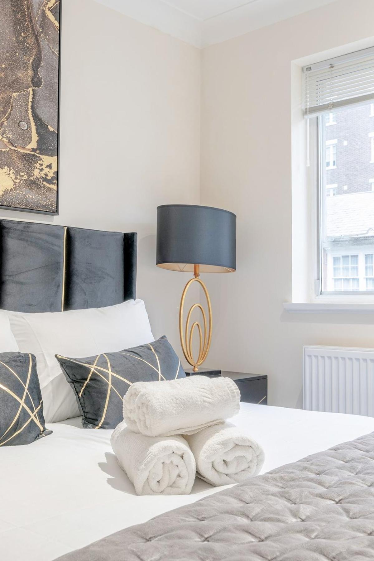 The Marble Arch Apartment