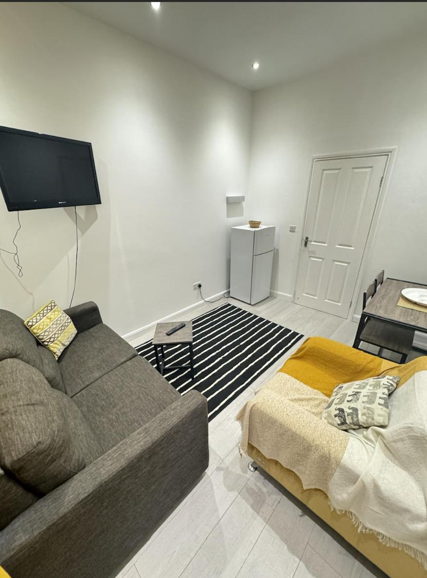 Smart Homes Aparthotel London