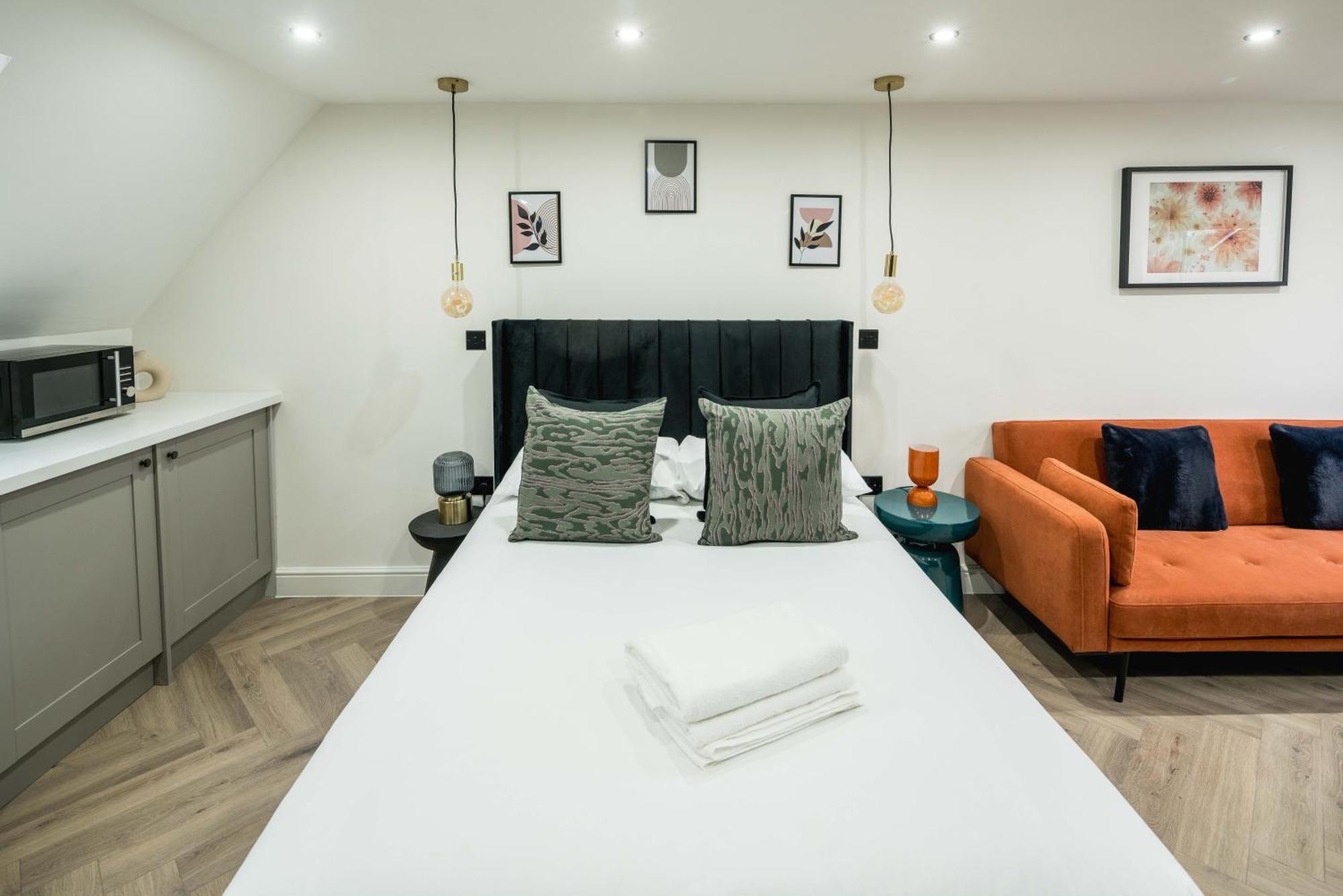Central London Studio Apartment