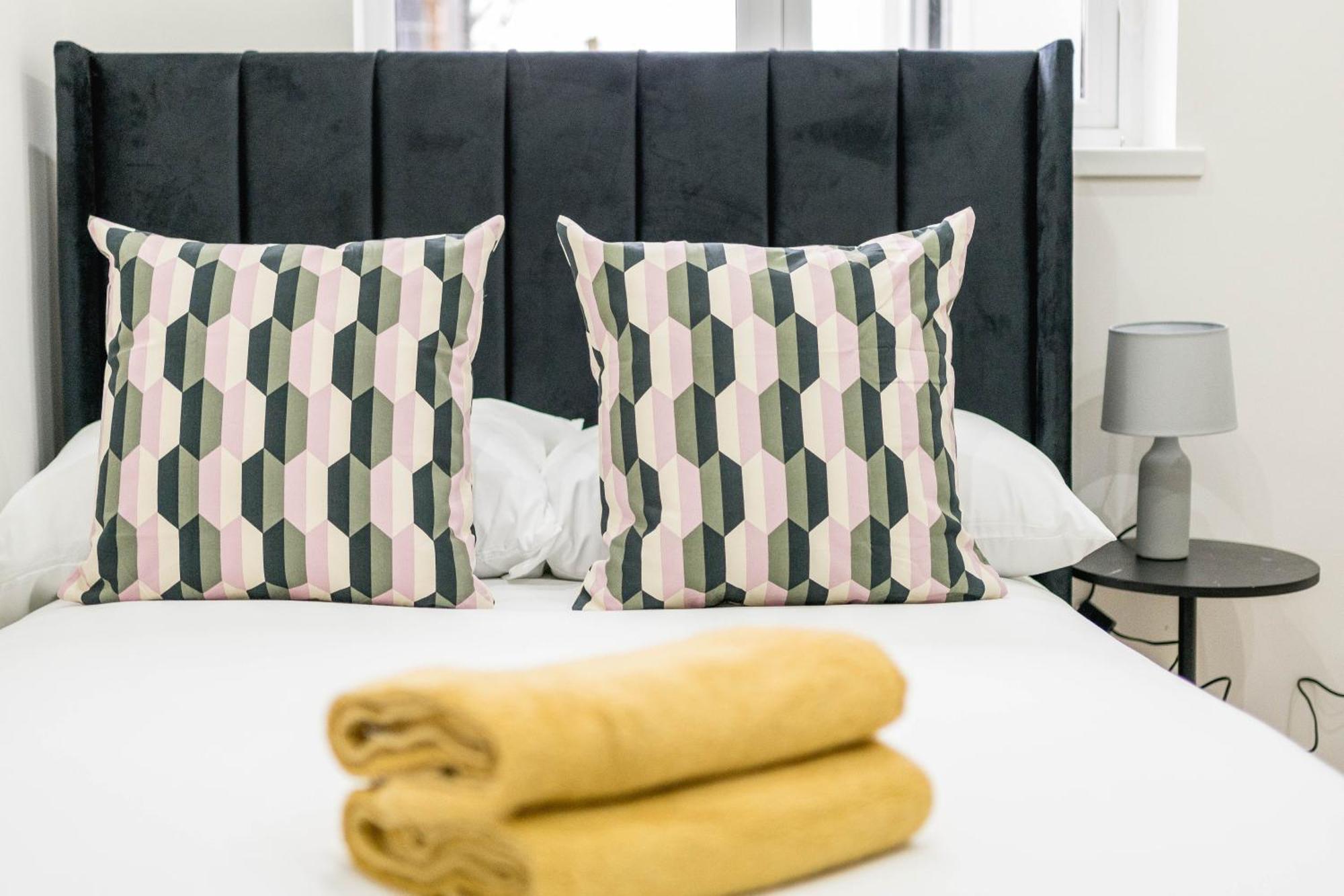 Central London Studio Apartment *
