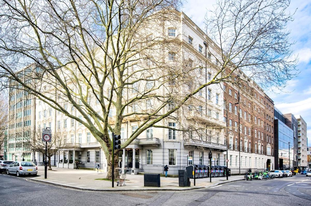 Luxury 3 Bed Next Victoria Station Apartment