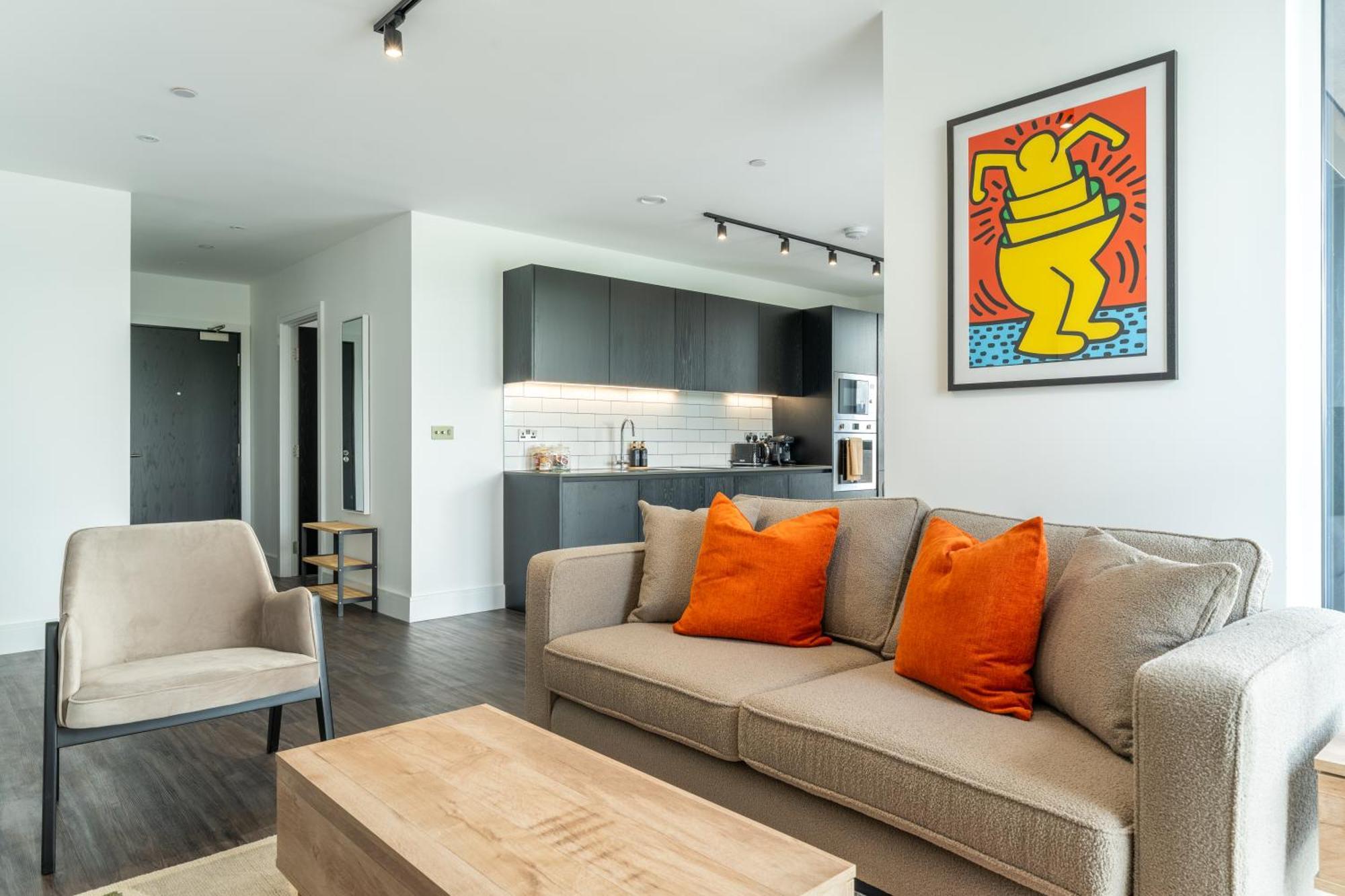 Apartment Mitre Haring By Artsy