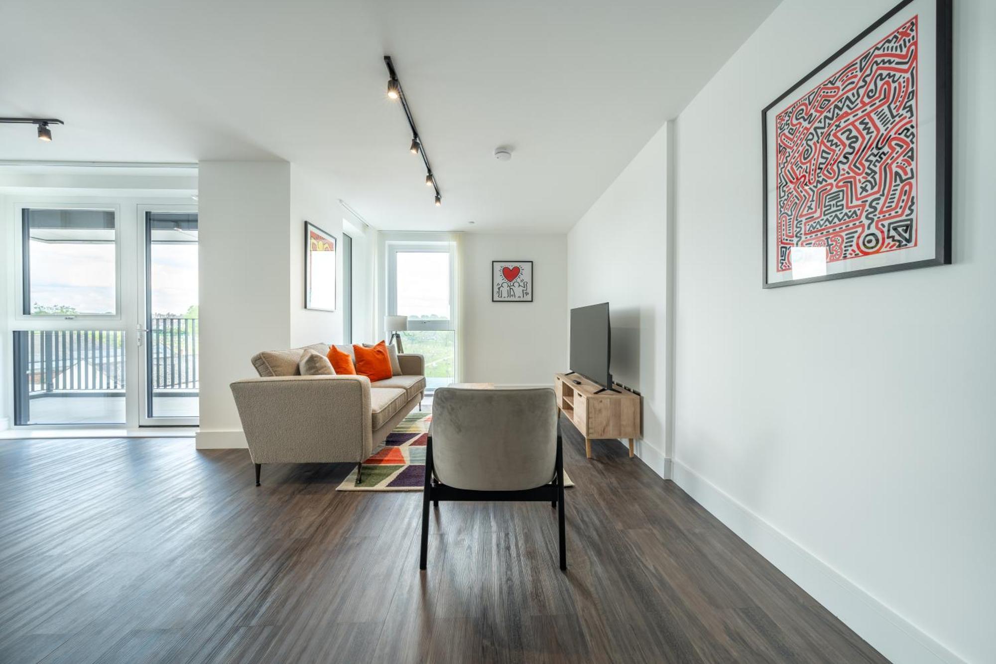 Mitre Haring By Artsy * London